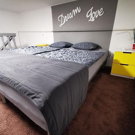 Kst Apartman Apartment Budapest Luaran gambar