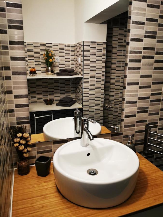 Kst Apartman Apartment Budapest Luaran gambar